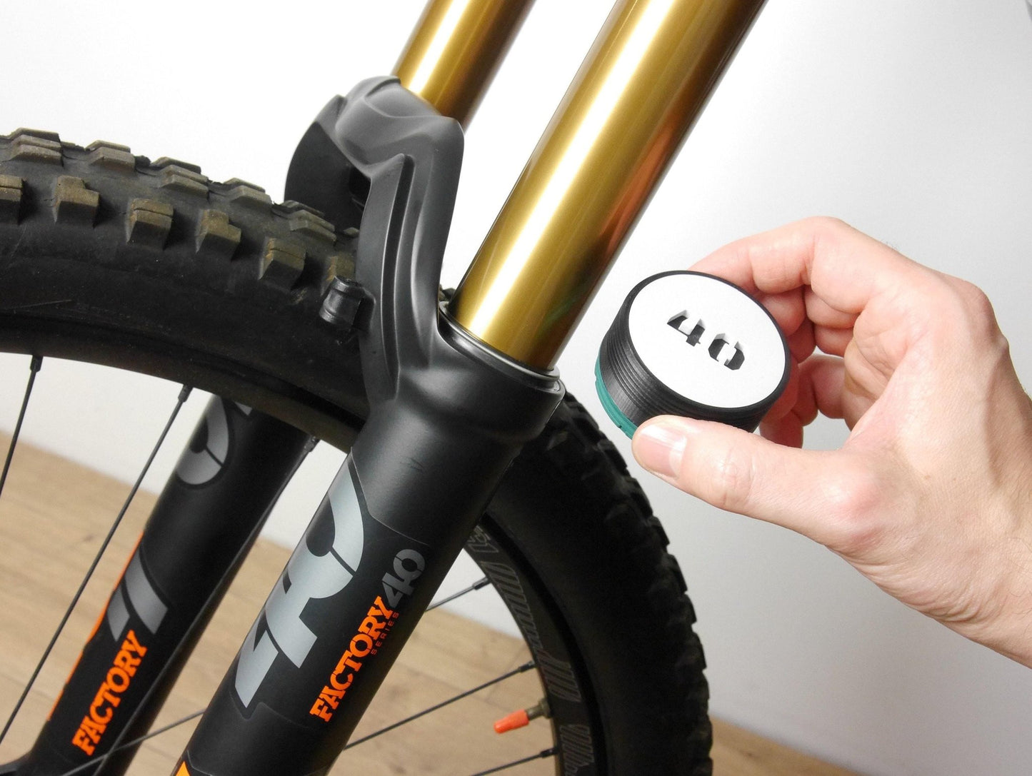 MTB Einpresswerkzeug – für Fox, Rock Shox & SRAM Federgabeln - Rad - ZWOBE